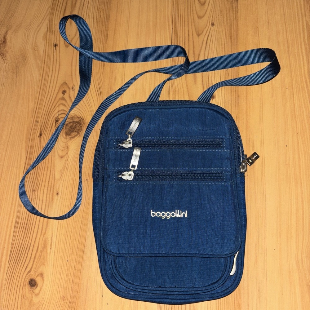 New BAGGALLINI Journey Blue Crossbody Multi Pocket Zip Bag Travel RFID $70
